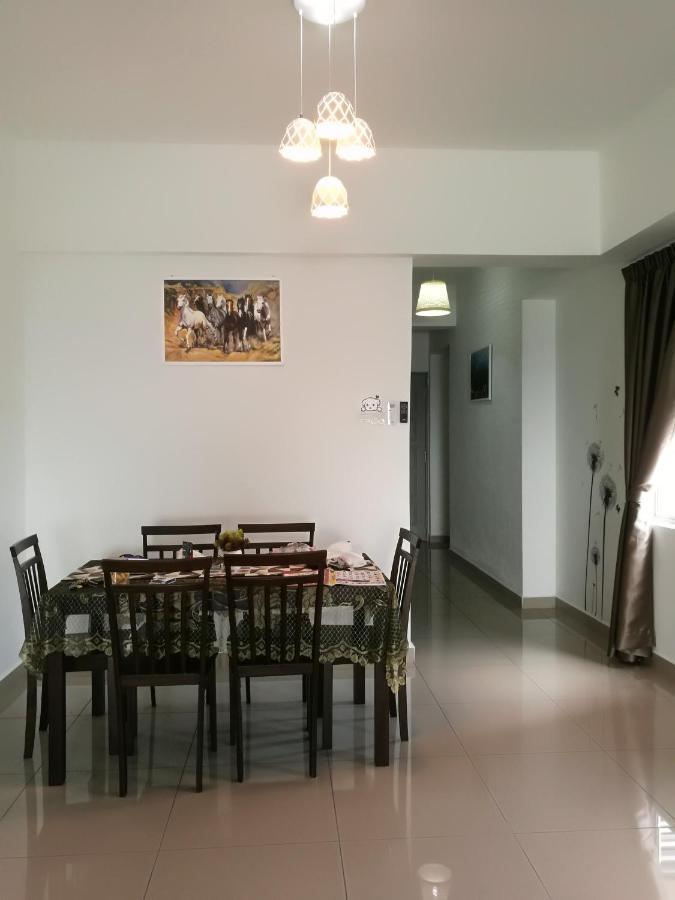 “彬彬”星空瞭望台 Apartment Kampong Lumut Kiri Exterior photo