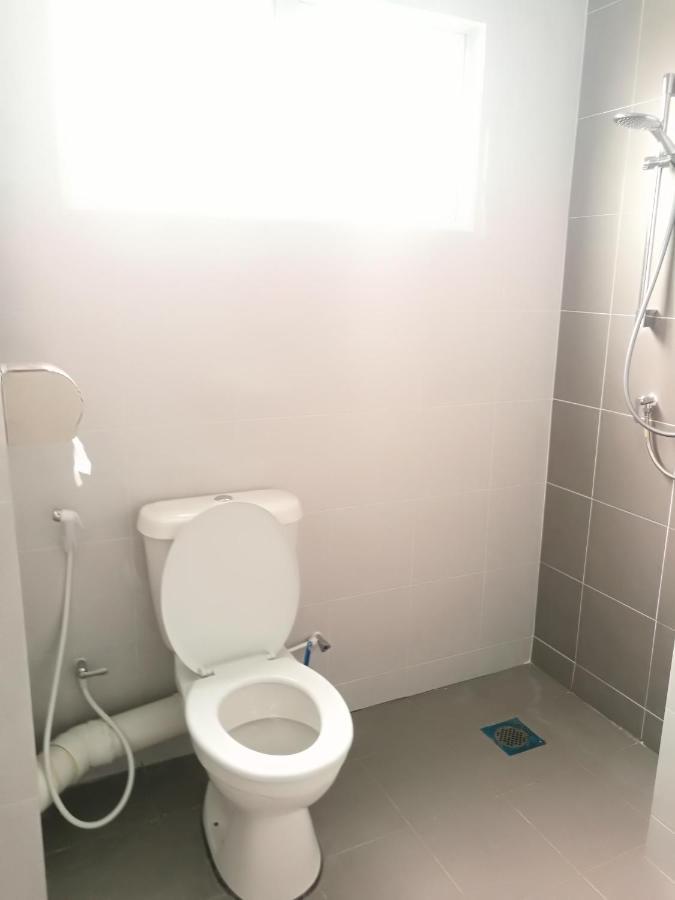 “彬彬”星空瞭望台 Apartment Kampong Lumut Kiri Exterior photo
