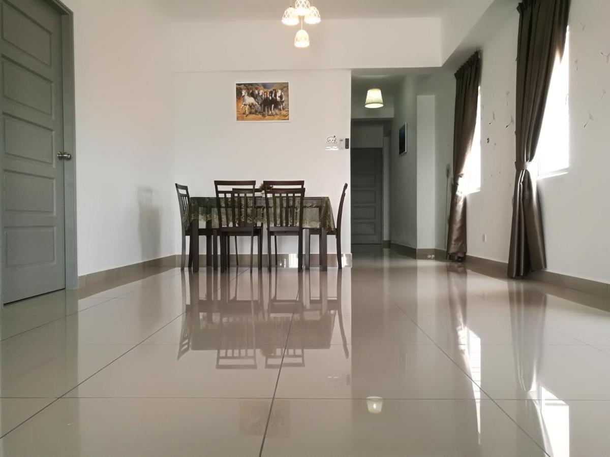 “彬彬”星空瞭望台 Apartment Kampong Lumut Kiri Exterior photo