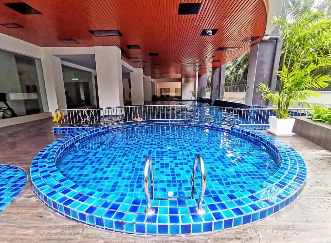 “彬彬”星空瞭望台 Apartment Kampong Lumut Kiri Exterior photo